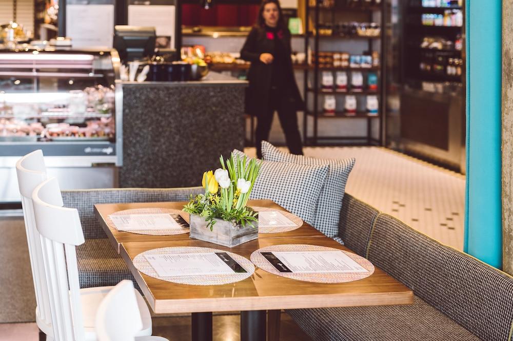 Alt Hotel Ottawa Downtown Экстерьер фото